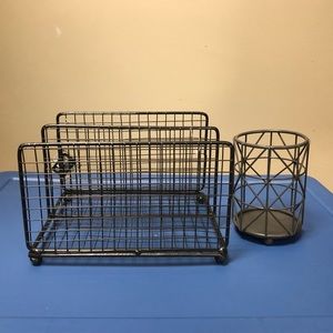 NWT Desk Organization Set File & Pen Holder 📓